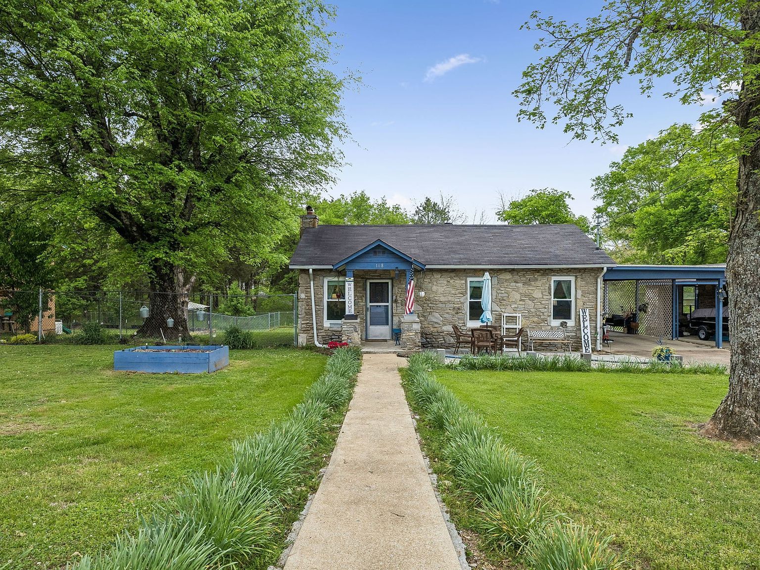 108 King Dr E Fayetteville, TN 37334  | Single Family