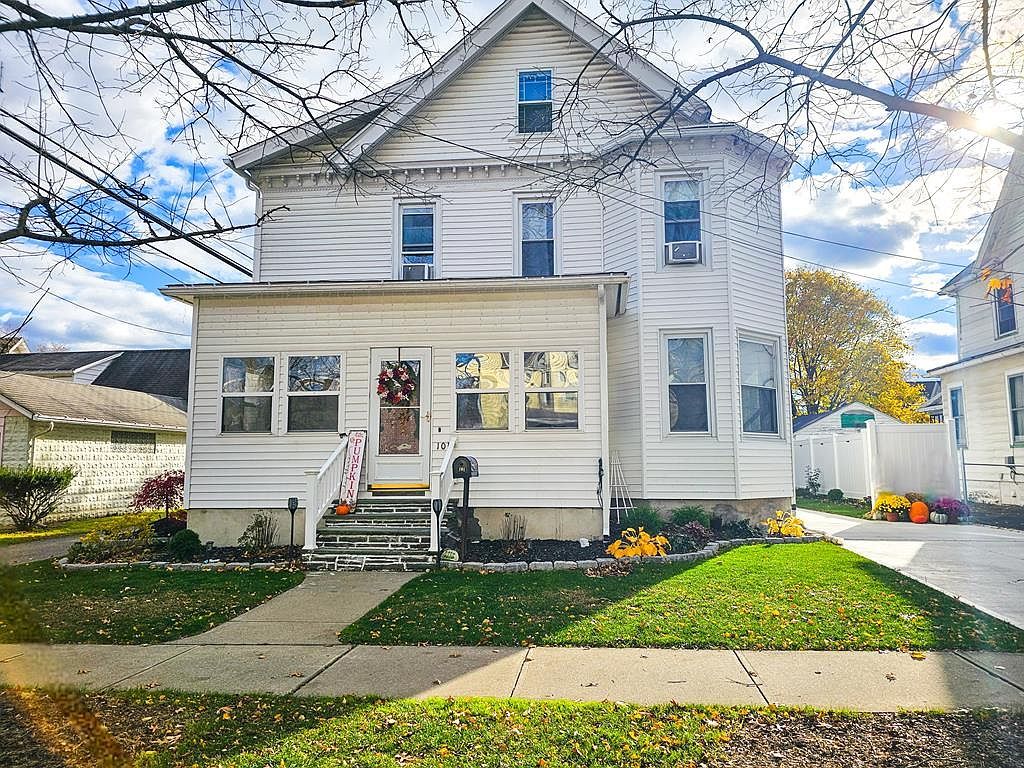 101 Hayden St Sayre, PA 18840 - Thumbnail 2