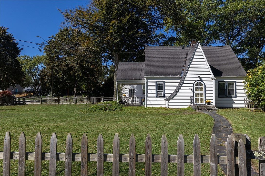 912 S Pine St Horseheads, NY 14845 - Thumbnail 2