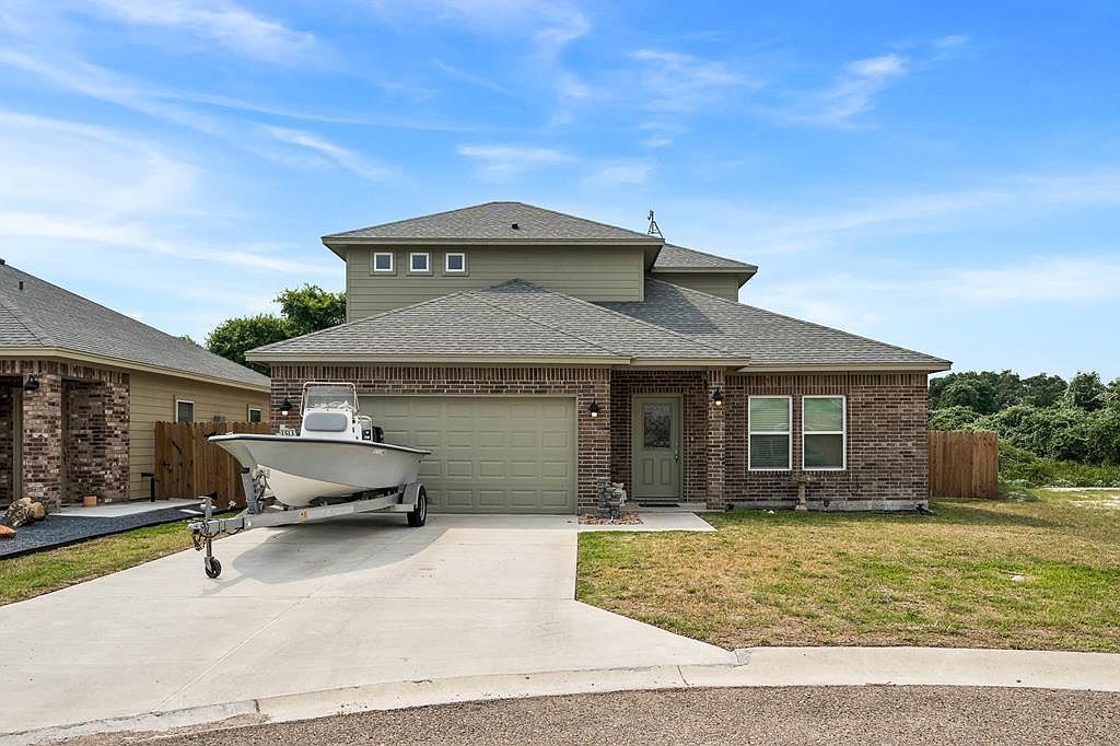 1513 Lisa Ann Dr Aransas Pass, TX 78336 - Thumbnail 2