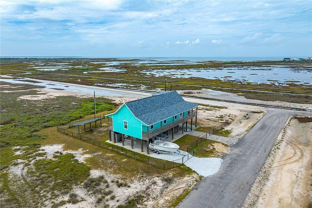 53 Tern St Rockport, TX 78382 - Thumbnail 2
