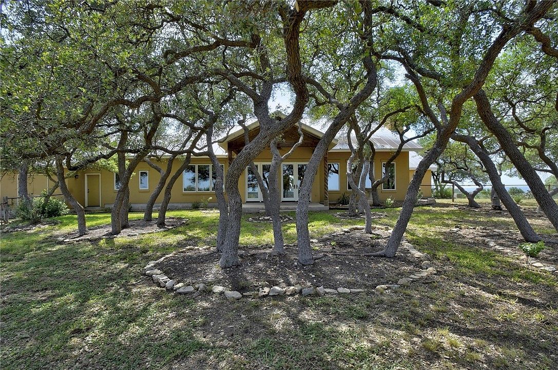 793 Kendall Jackson Comfort, TX 78013 - Thumbnail 2