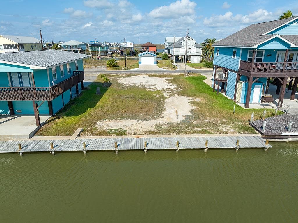 193 Sailfish Dr Rockport, TX 78382 - Thumbnail 2