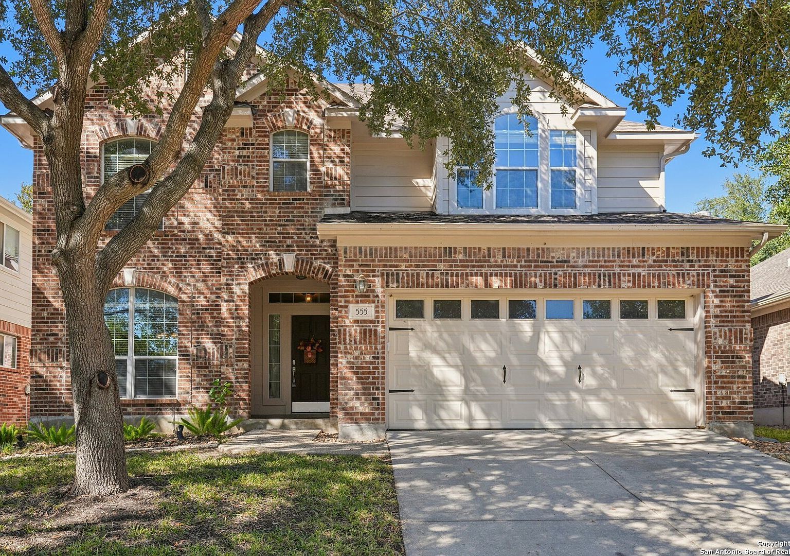 555 Ginsberg Dr Schertz, TX 78154 - Thumbnail 2