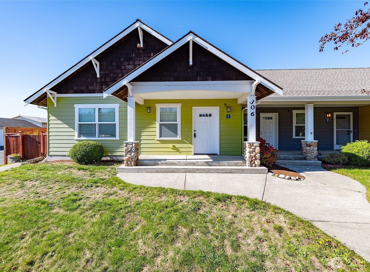 306 S Main St #A-1 Coupeville, WA 98239 - Thumbnail 2