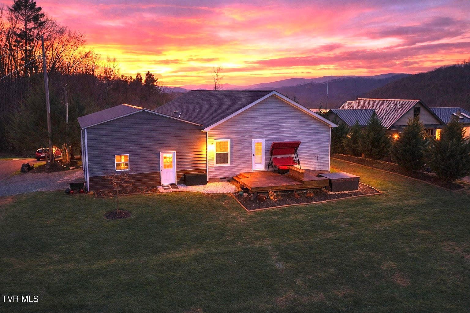 1120 Myrtle Dr Butler, TN 37640  | Single Family