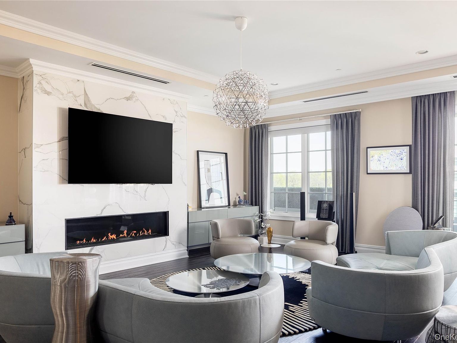 5000 Royal Ct #5101 New Hyde Park, NY 11040 | Condominium
