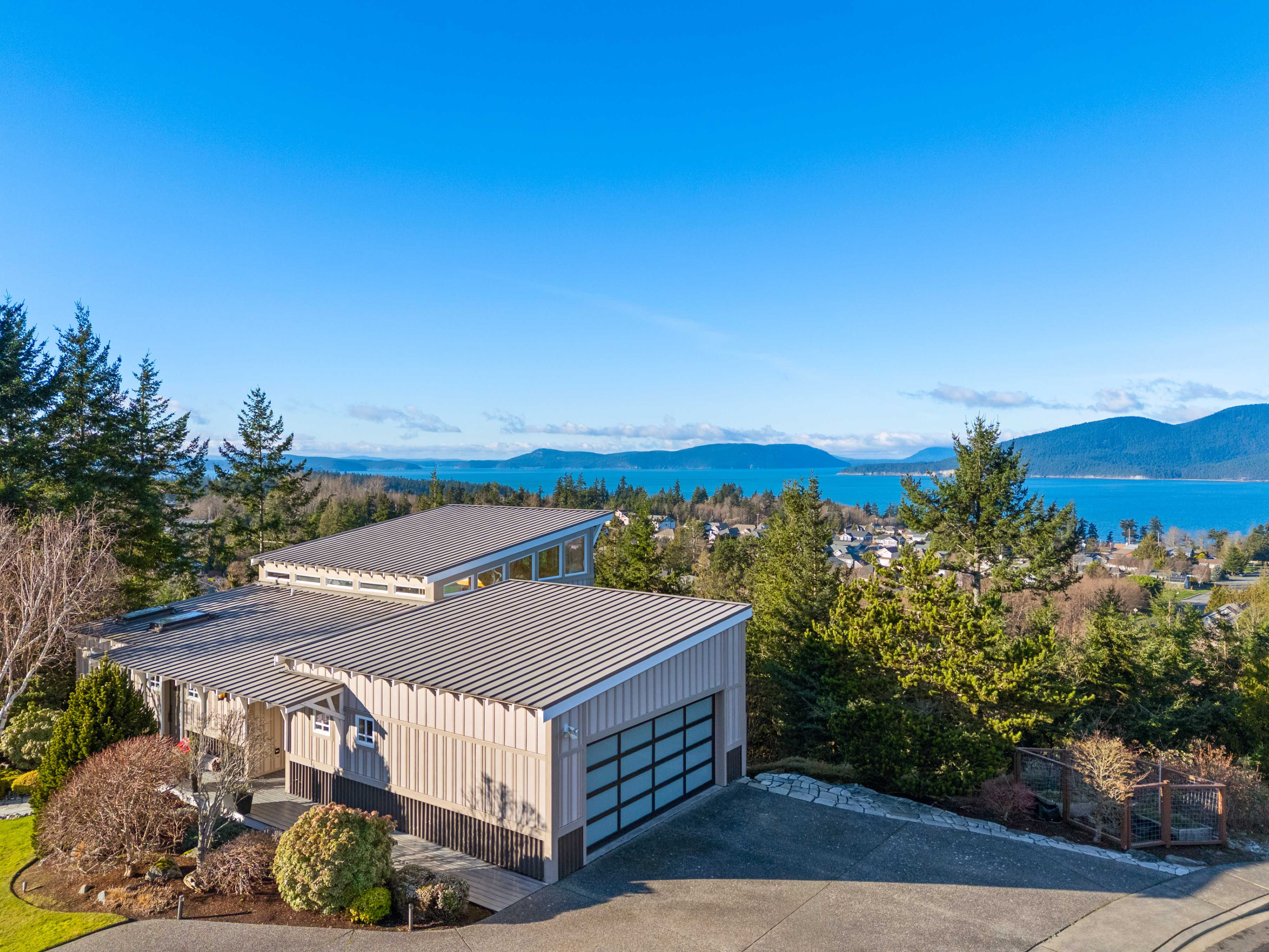 2020 Kansas Ave, Anacortes, WA, USA, 98221 - Thumbnail 2