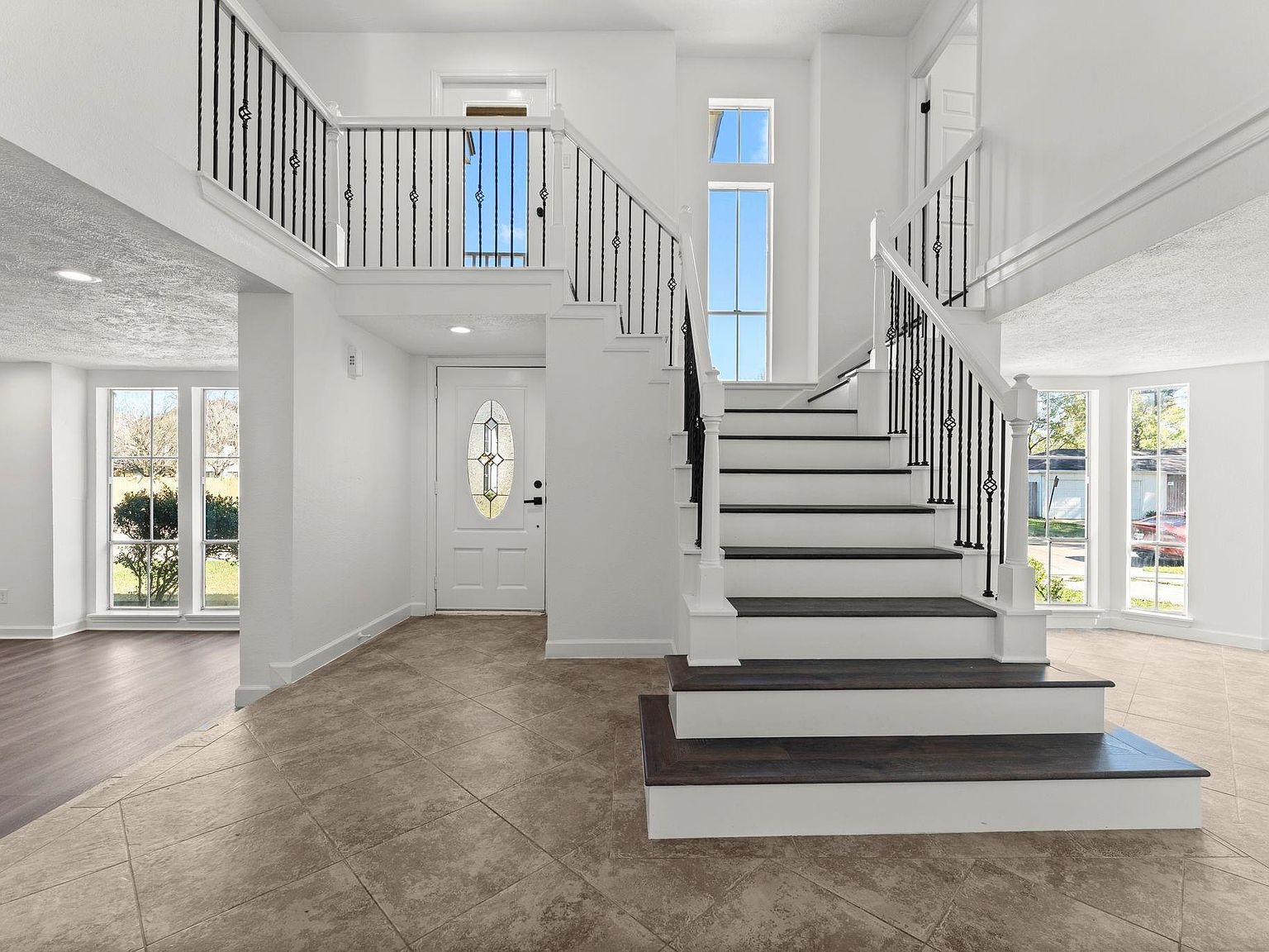 1678 Beaconshire Rd Houston, TX 77077 - Thumbnail 2