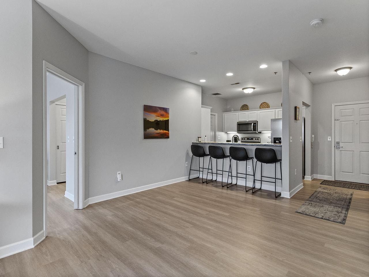 213 S Main St UNIT 205 Mequon, WI 53092 - Thumbnail 2