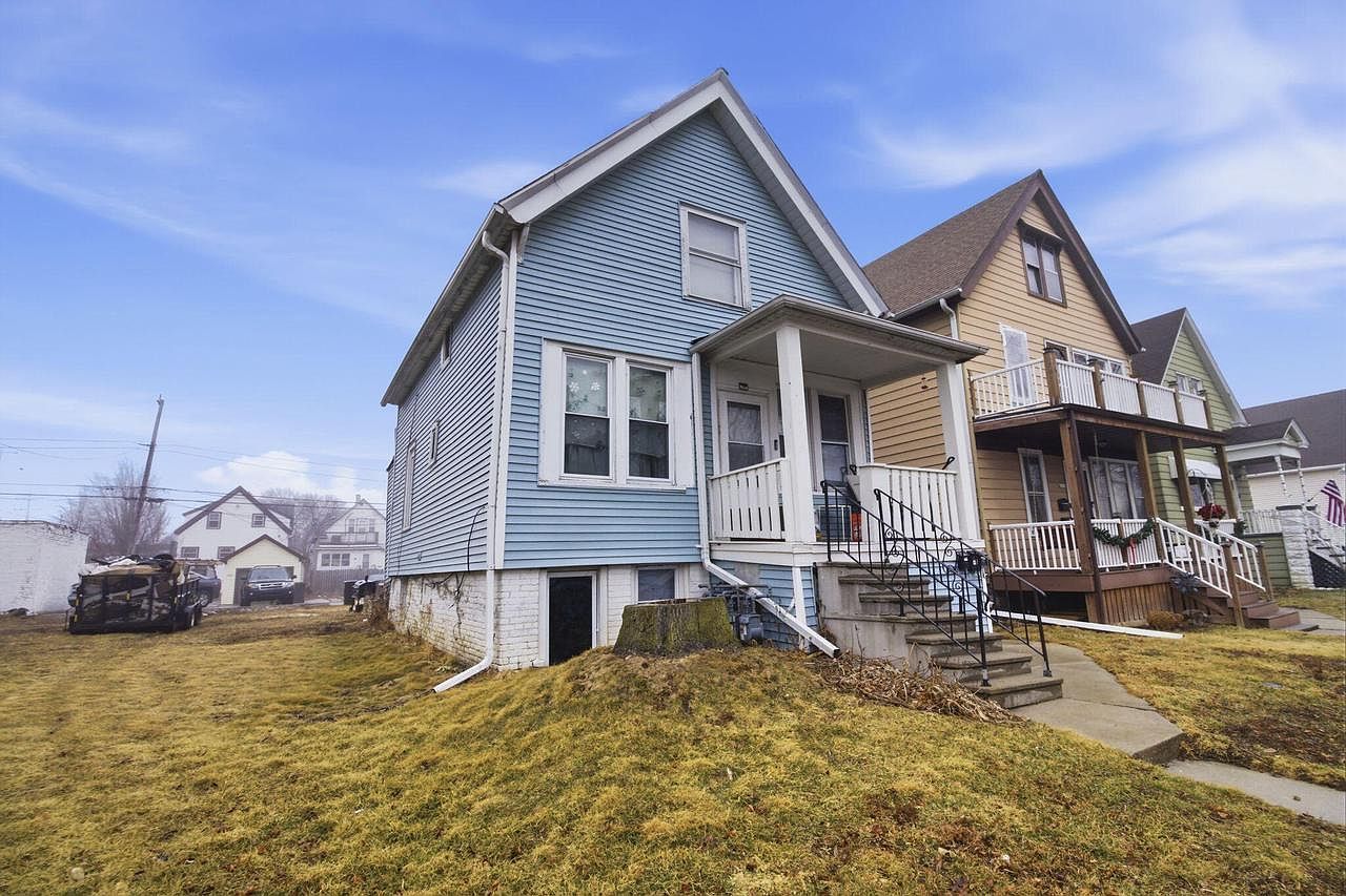 3630 E Barnard Ave Cudahy, WI 53110 - Thumbnail 2