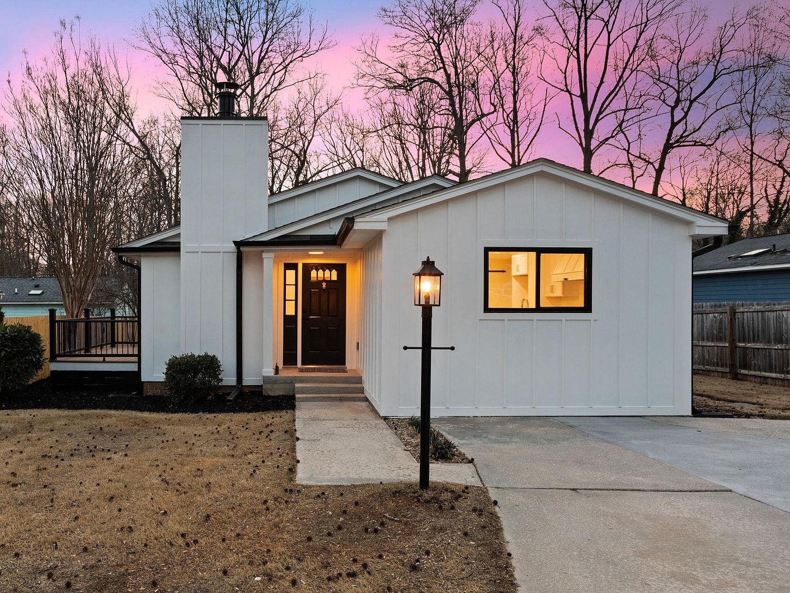 1005 Summit Dr Greenville, SC 29609 - Thumbnail 2