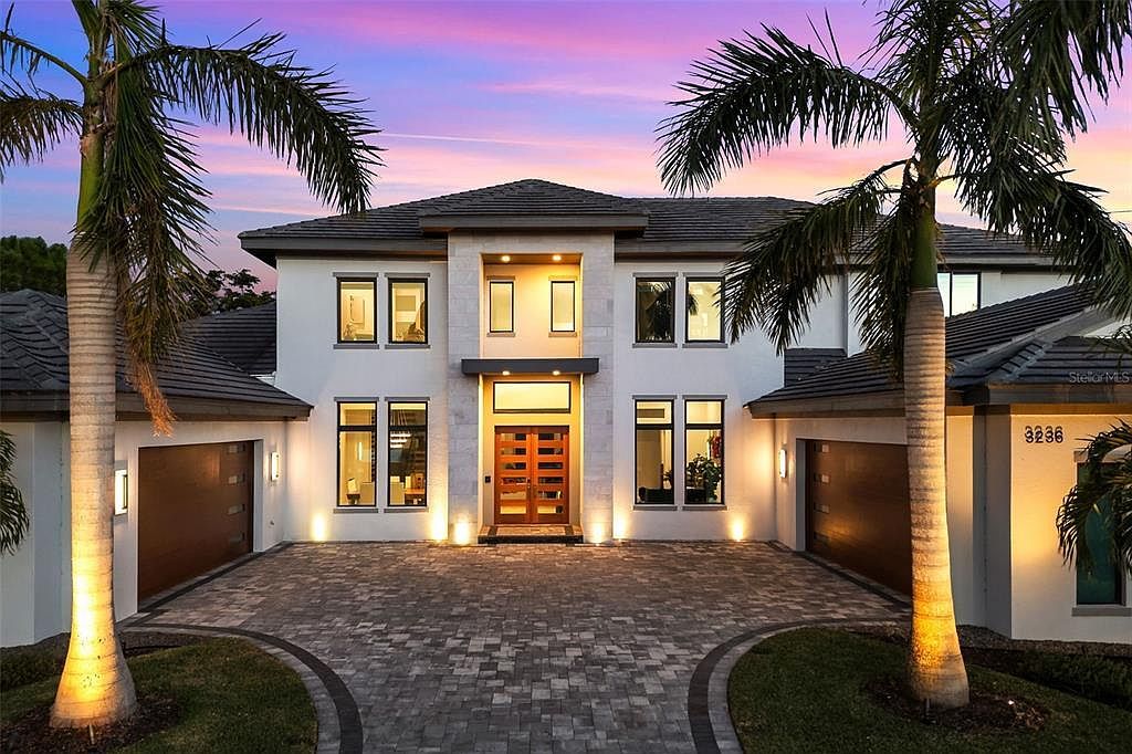 3236 Founders Club Dr Sarasota, FL 34240 - Thumbnail 2