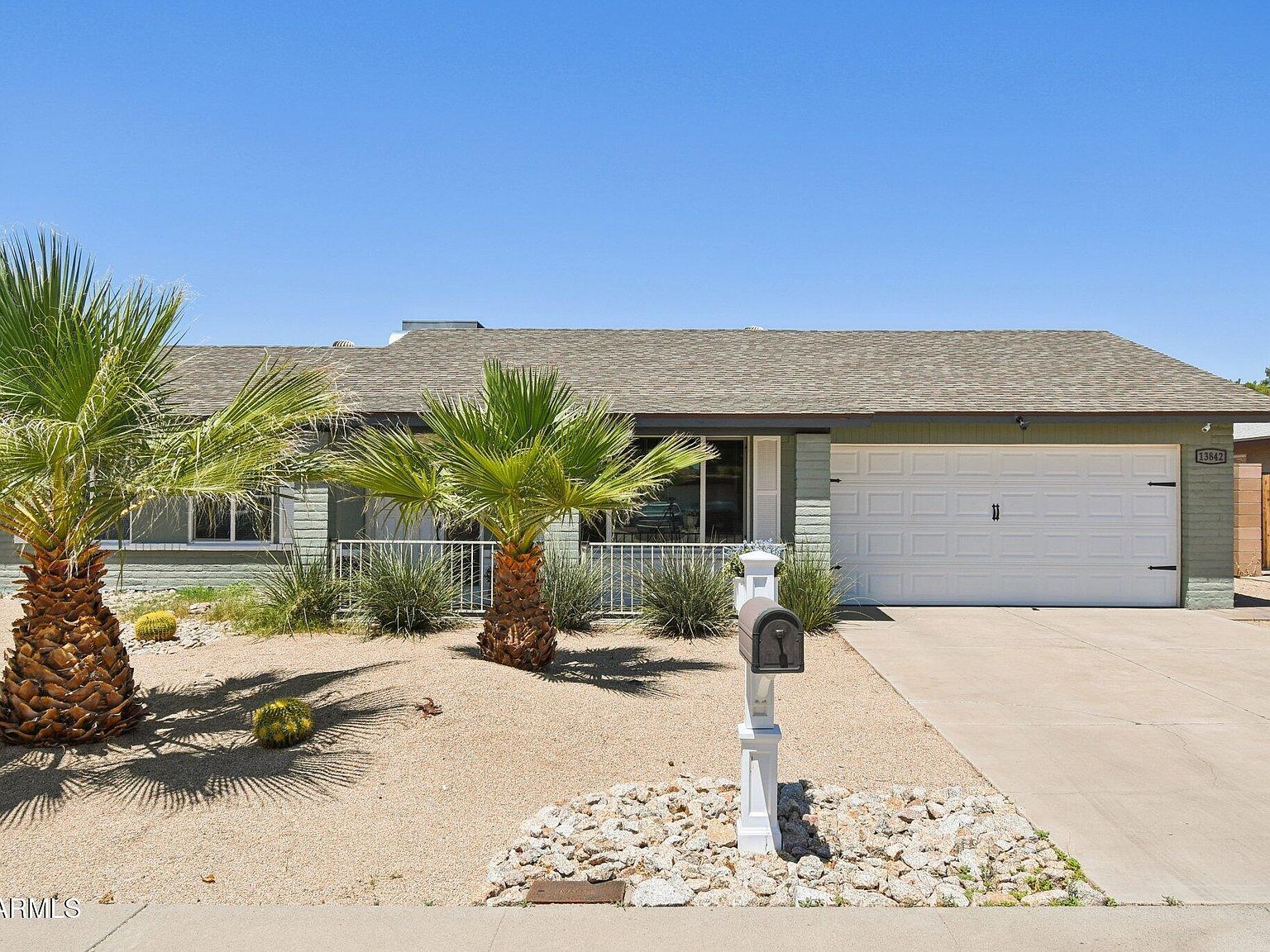 13842 N 40th Ave Phoenix, AZ 85053 - Thumbnail 2