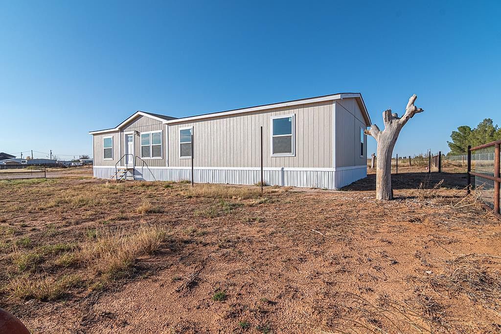 605 E County Road 150 Midland, TX 79706 - Thumbnail 2