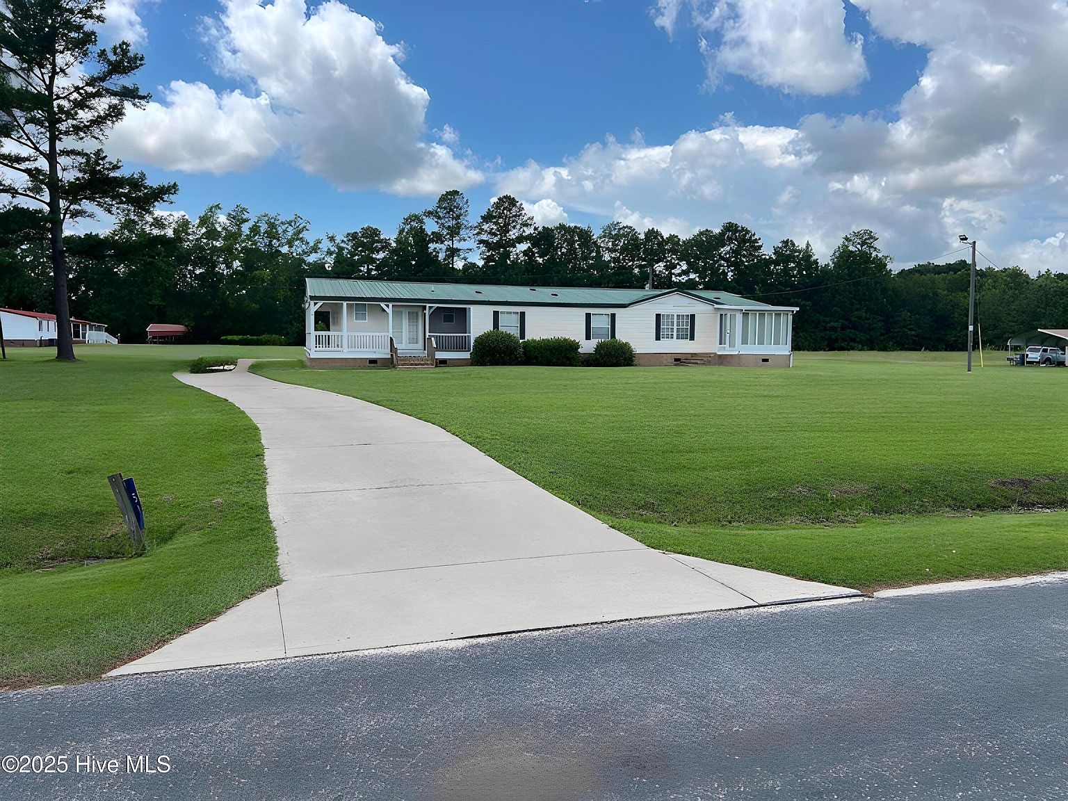 51 Shaw Rd Riegelwood, NC 28456 - Thumbnail 2