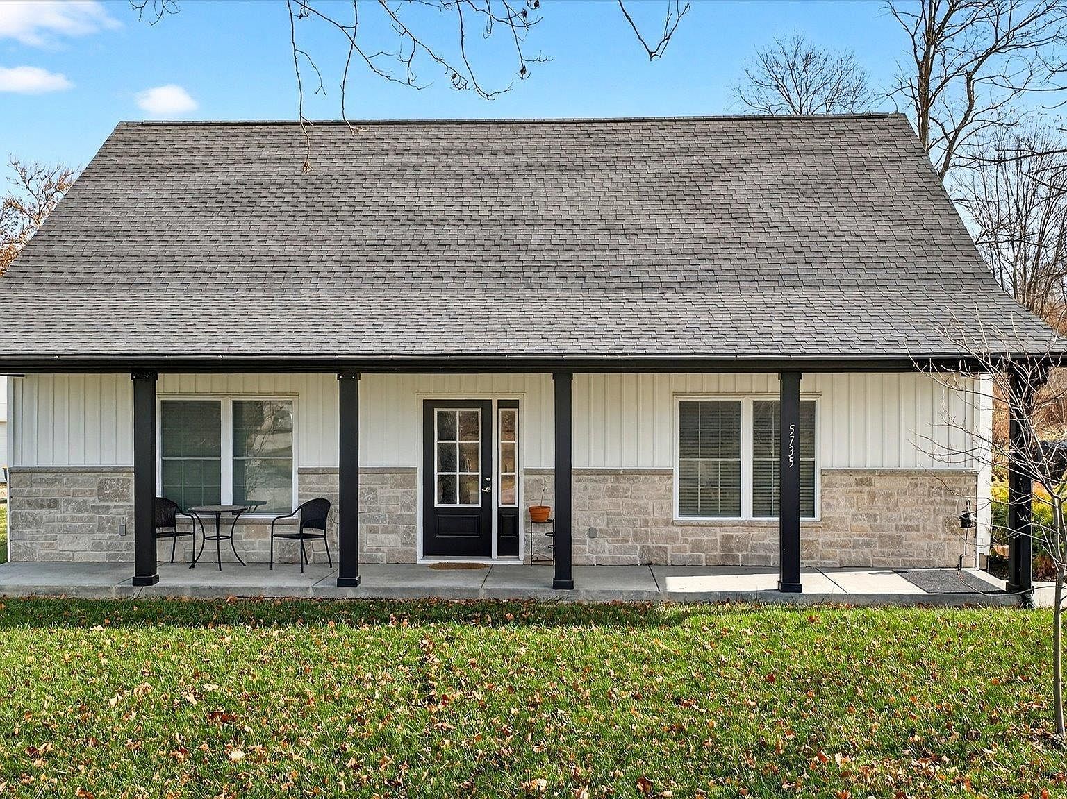 5735 S Fairfax Rd Bloomington, IN 47401 - Thumbnail 2