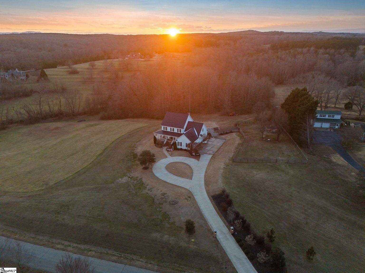 904 Laurelwood Way Landrum, SC 29356  | Single Family