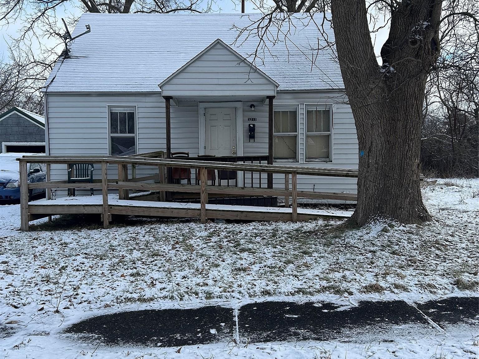 3212 Prescott Ave Saginaw, MI 48601 - Thumbnail 2