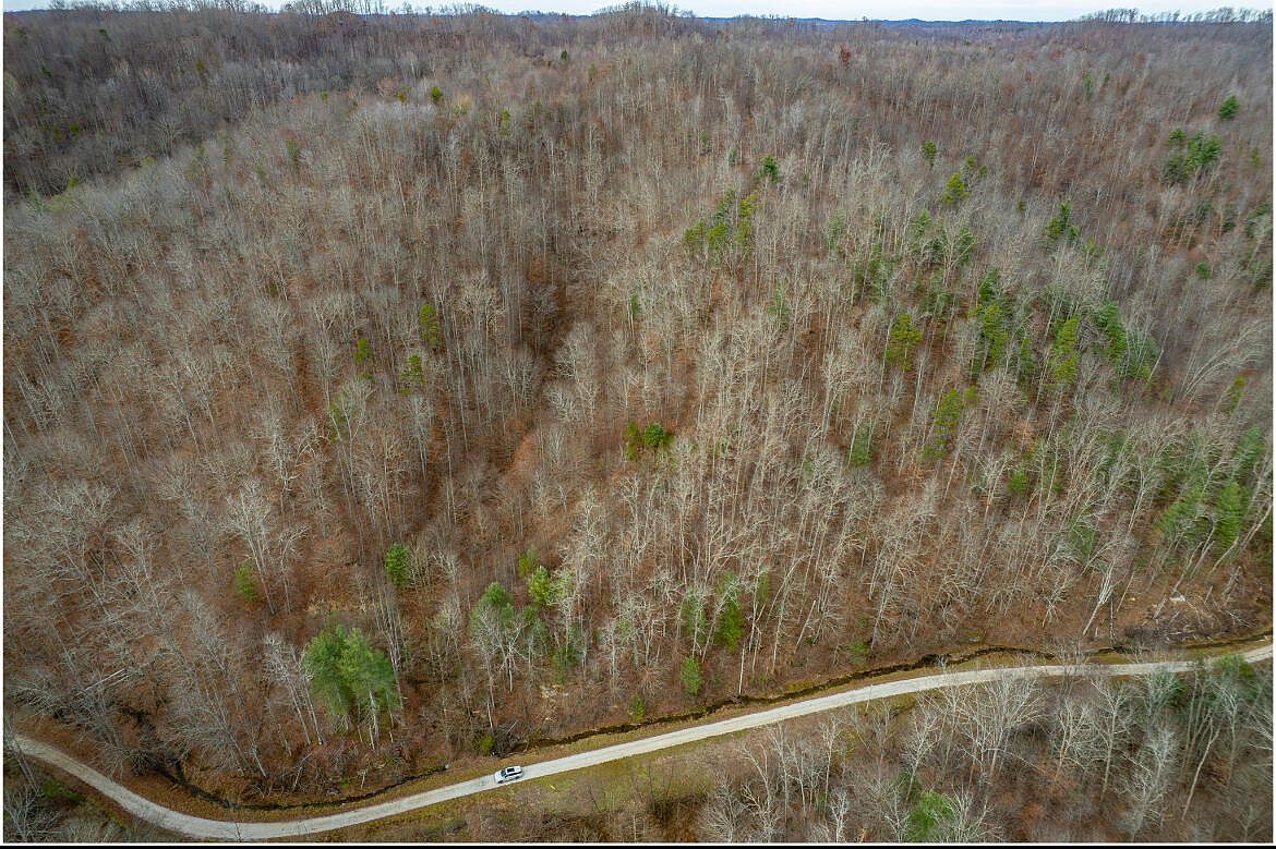 9999 Stable Br Salyersville, KY 41465 - Thumbnail 2