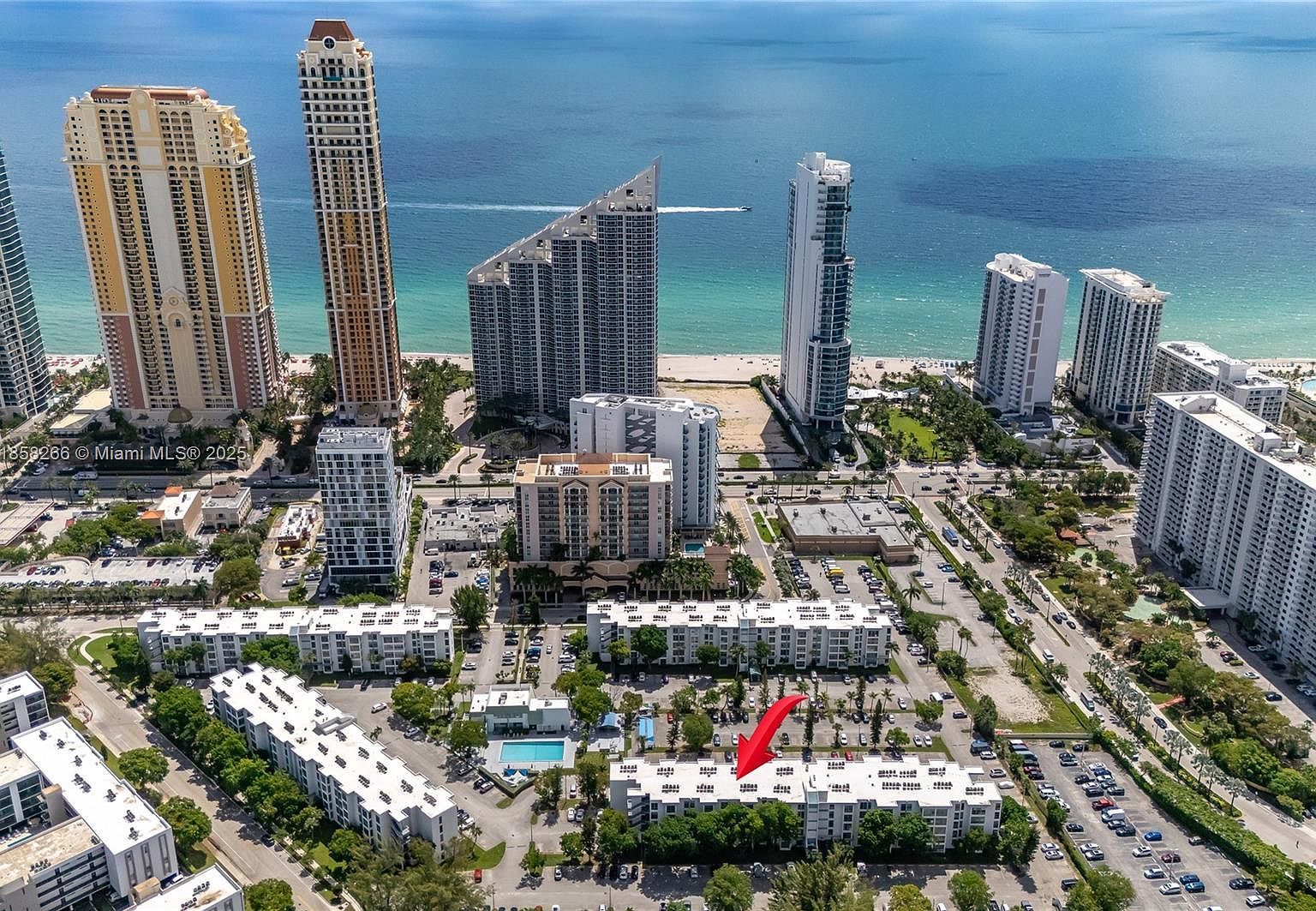 17570 Atlantic Blvd APT 318 Sunny Isles Beach, FL 33160 - Thumbnail 2