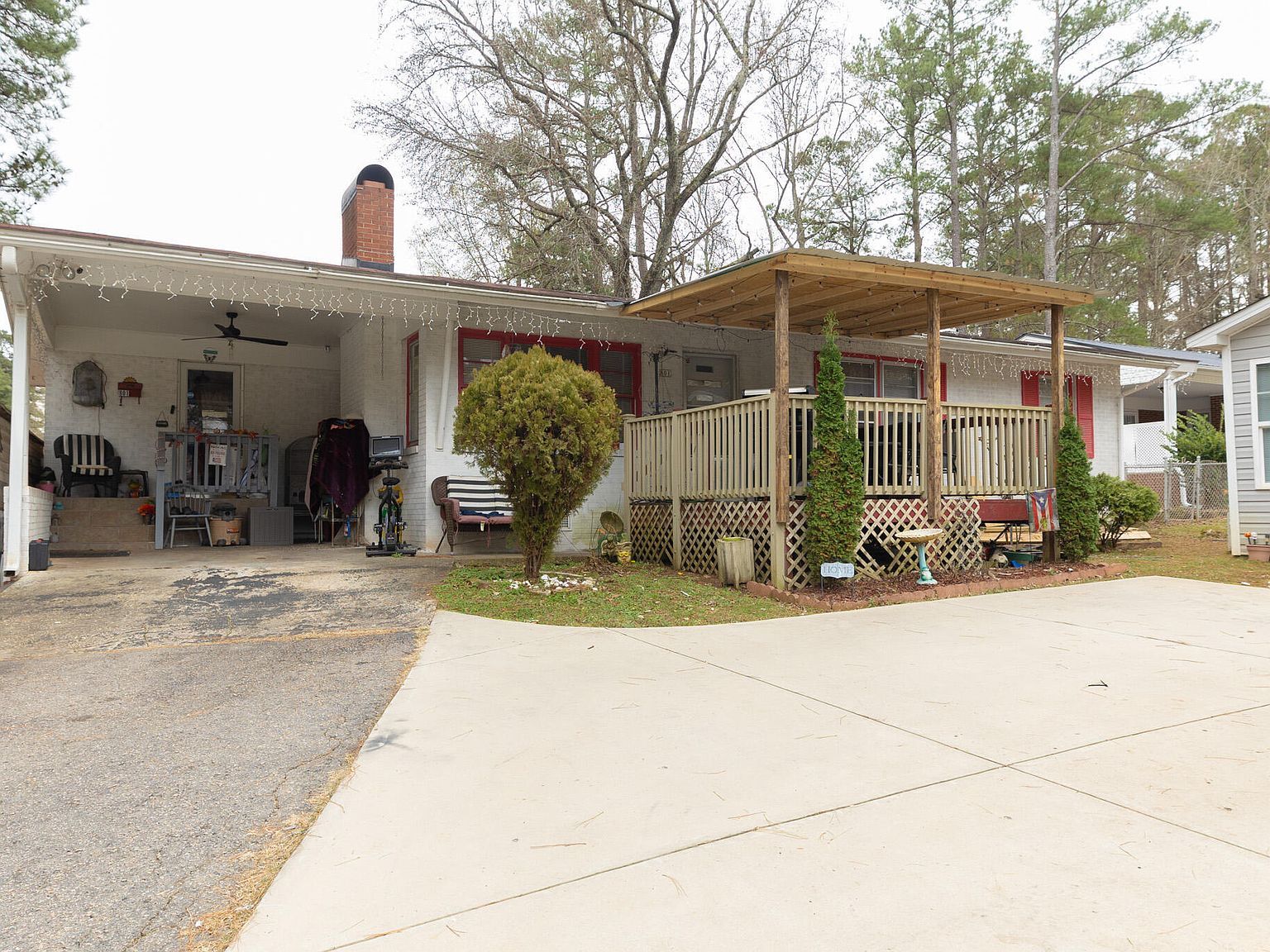 801 W Garden St Sanford, NC 27330  | Single Family