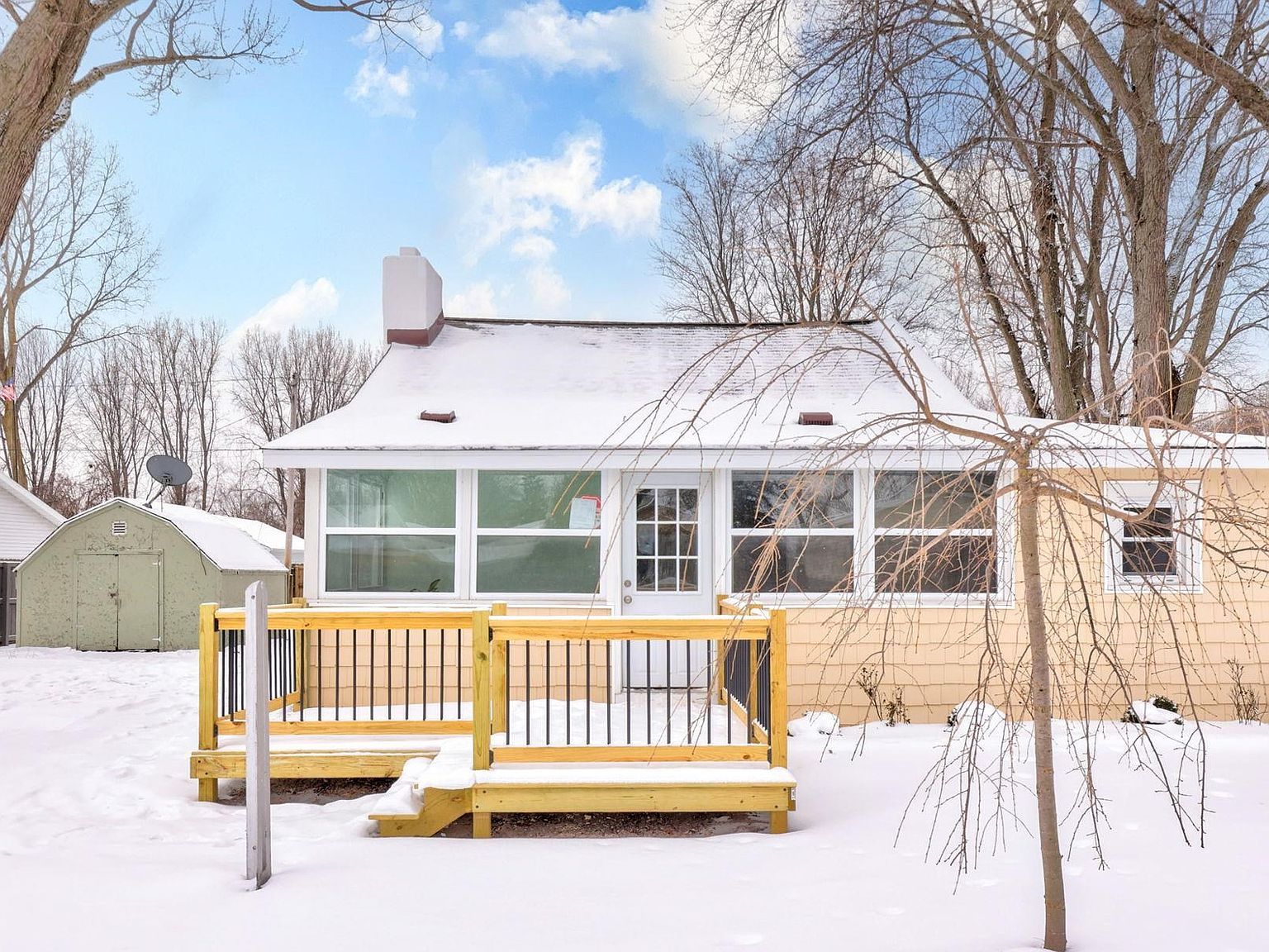 30 Spruce Ridge Dr Bay City, MI 48706 - Thumbnail 2