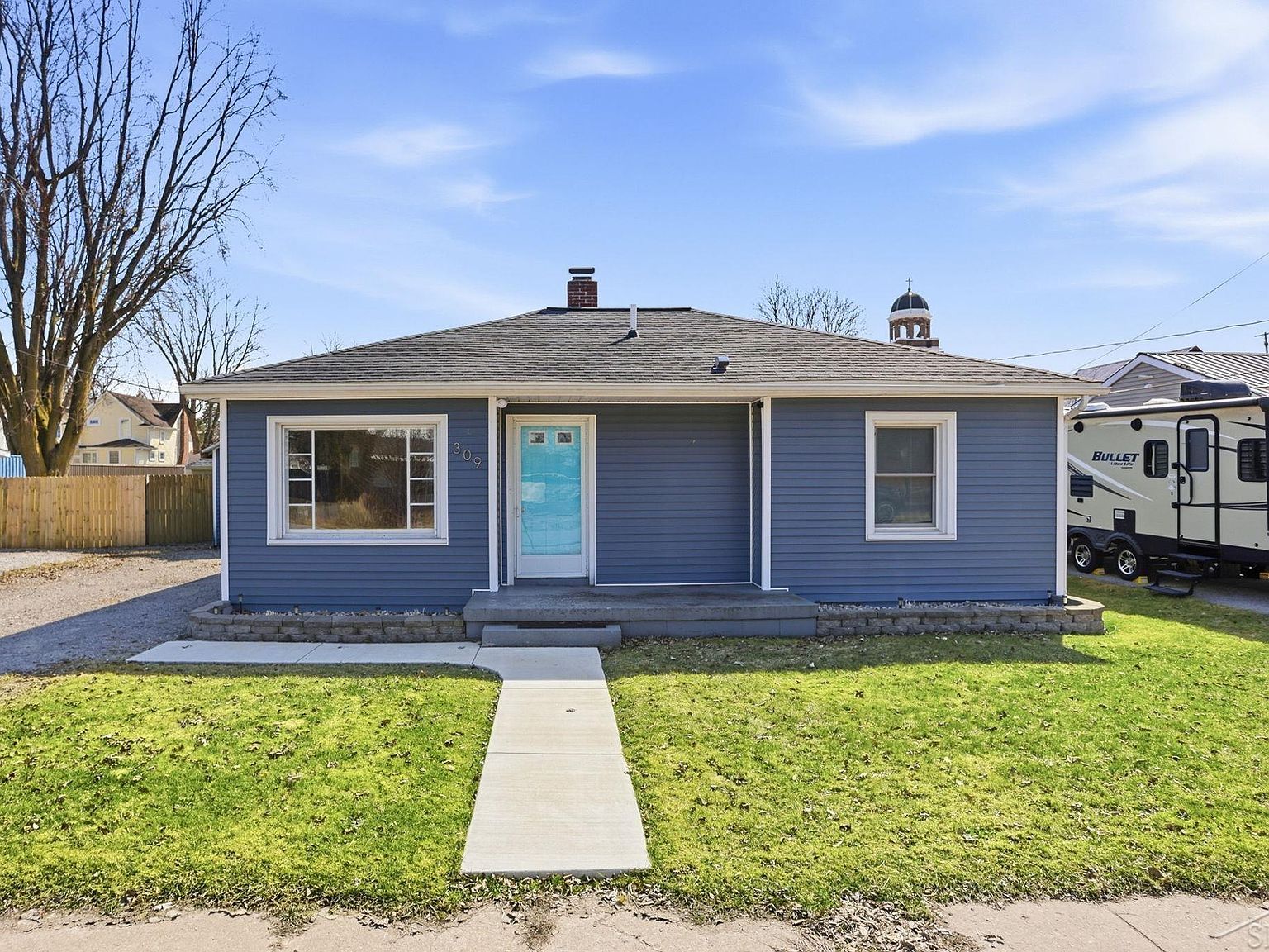 309 W Benjamin St Linwood, MI 48634  | Single Family