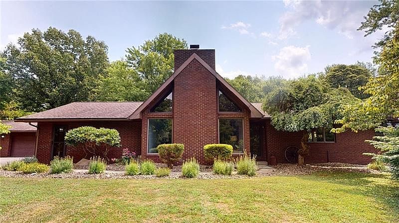 706 Clearfield Rd Fenelton, PA 16034 - Thumbnail 2