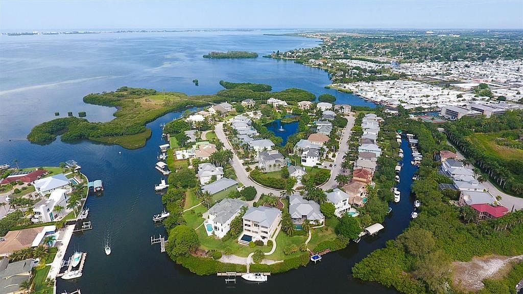 7107 Hawks Harbor Cir Bradenton, FL 34207, 34207