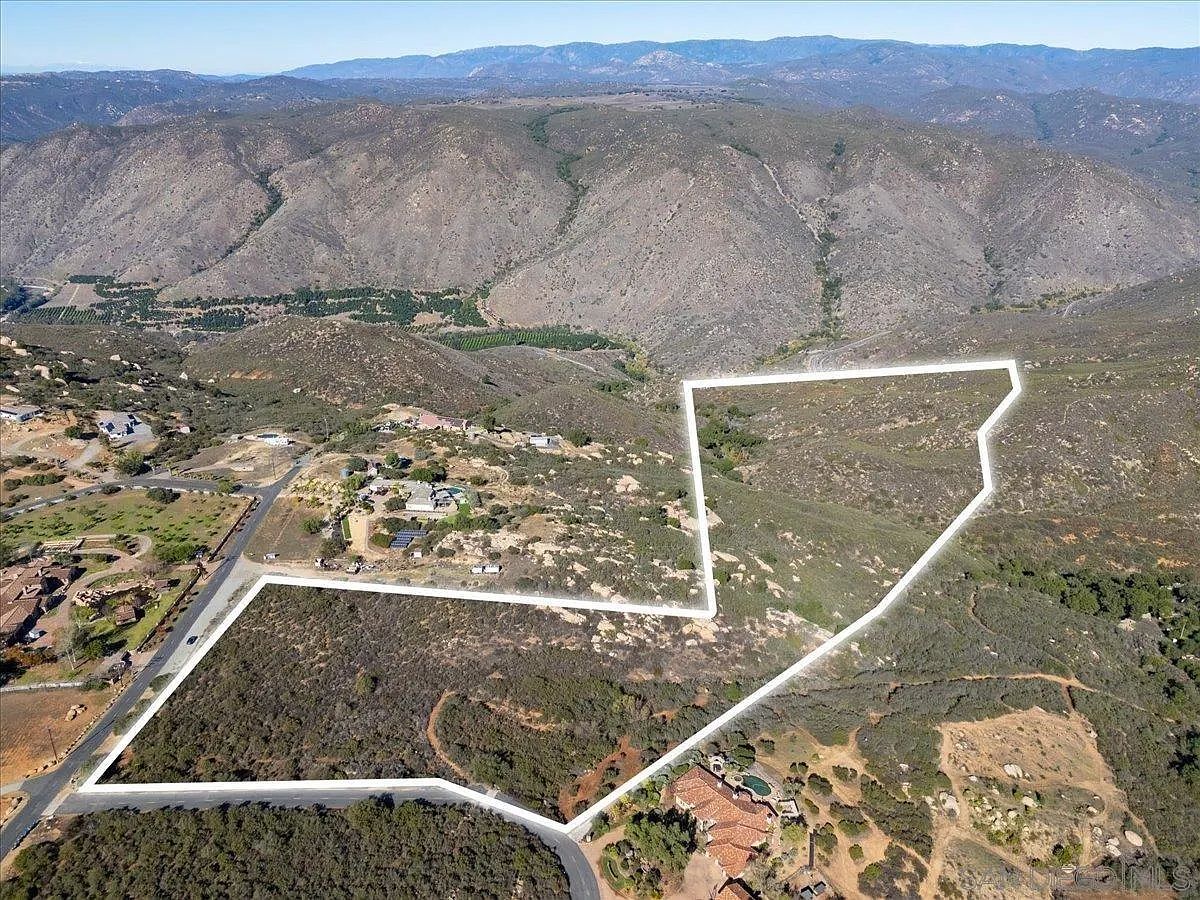 Hawkeye Downs Way #A70 Ramona, CA 92065 - Thumbnail 2