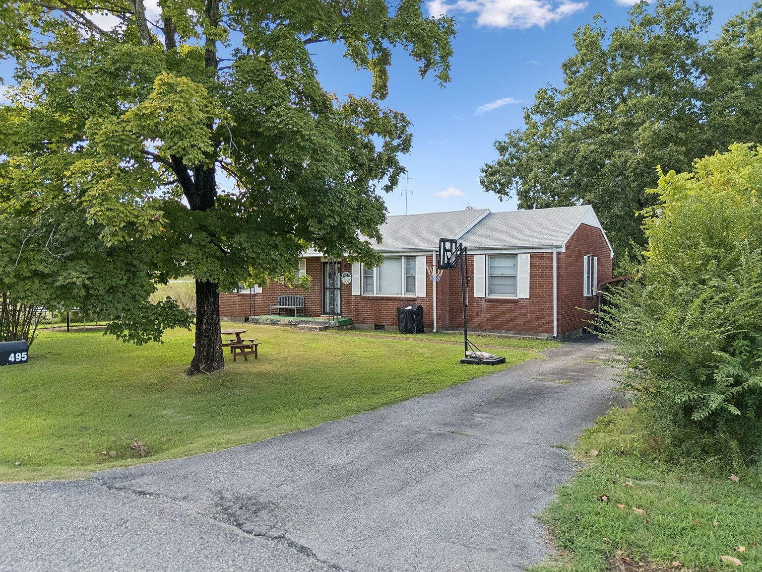 495 Carman Ave New Johnsonville, TN 37134 - Thumbnail 2