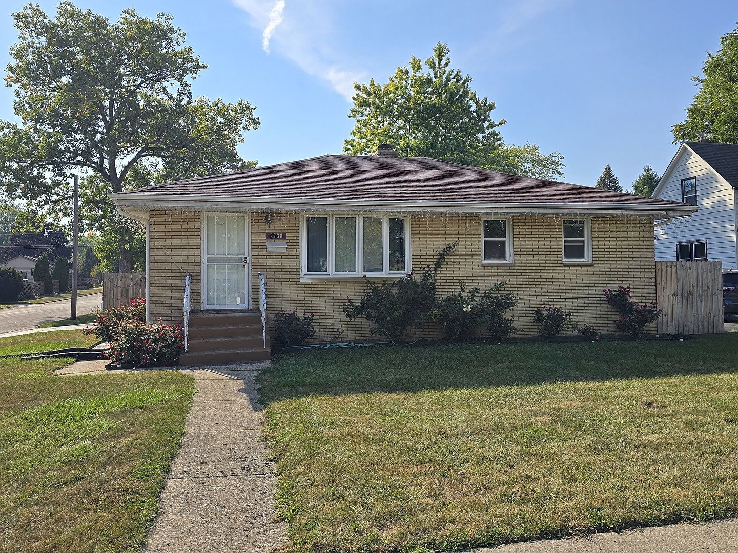 2738 Gabriel Ave Zion, IL 60099 - Thumbnail 2