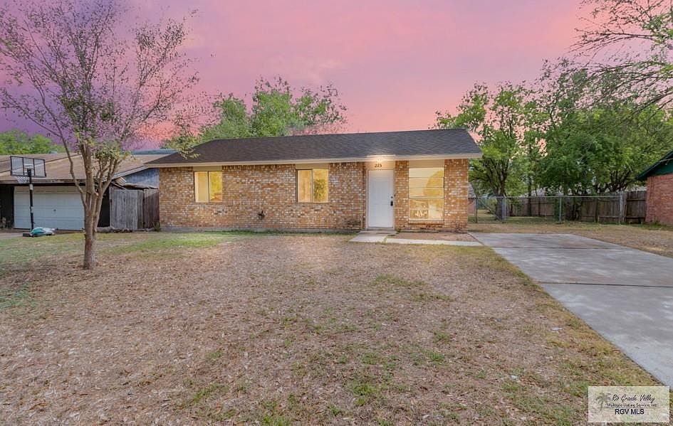 225 W Chelo Dr La Feria, TX 78559 - Thumbnail 2