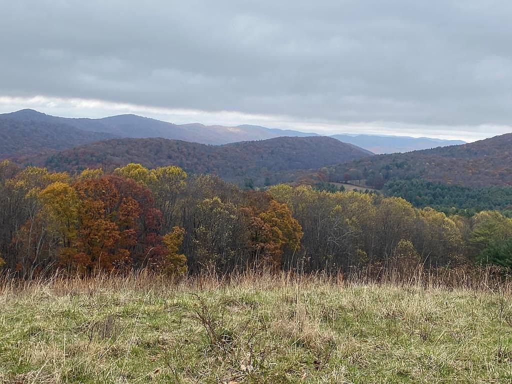 214 Comers Creek Rd Sugar Grove, VA 24375 - Thumbnail 2