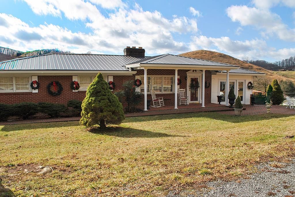 8857 Redbud Hwy Honaker, VA 24260 - Thumbnail 2