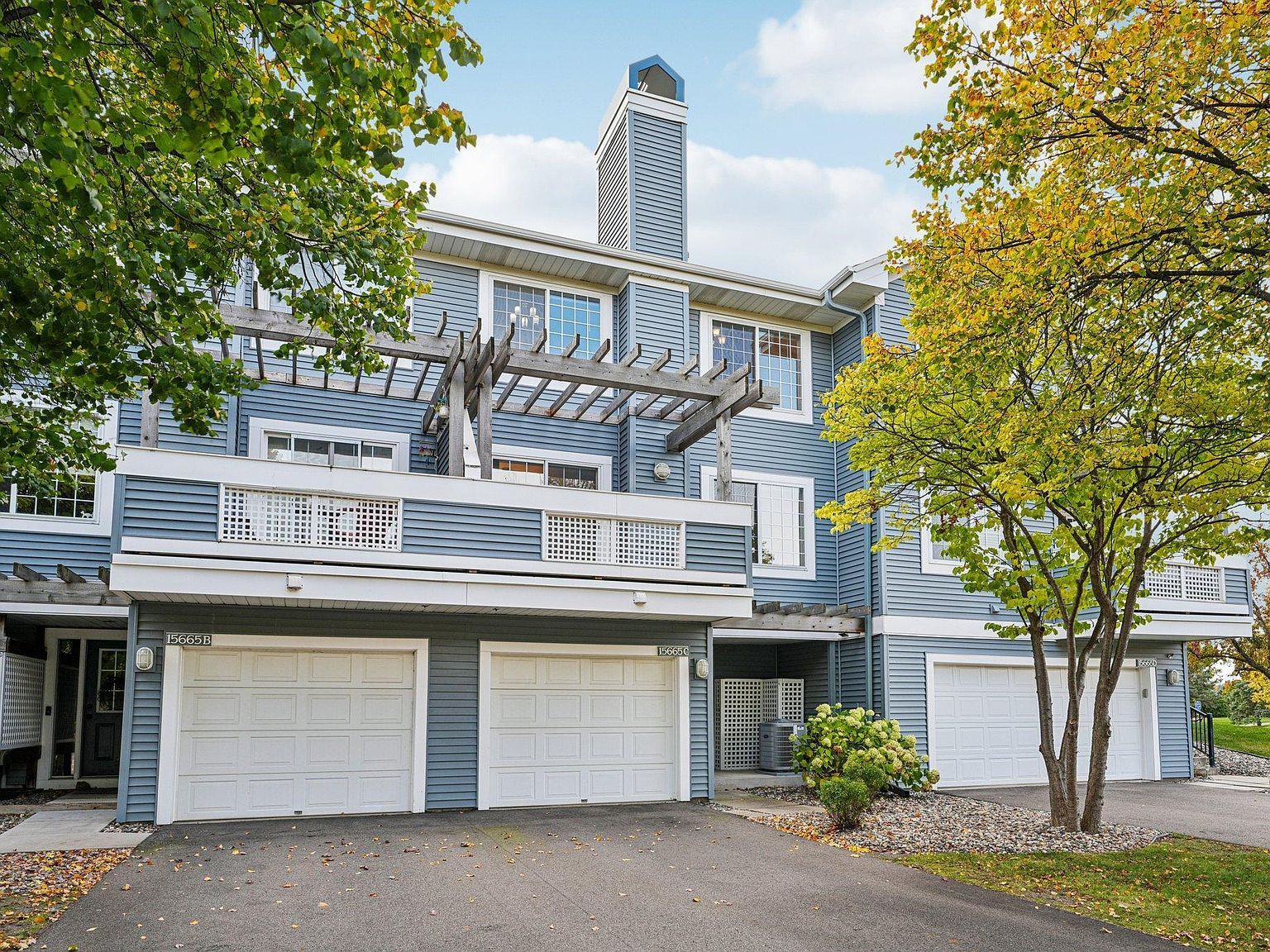 15665 24th Ave N UNIT C Plymouth, MN 55447 - Thumbnail 2