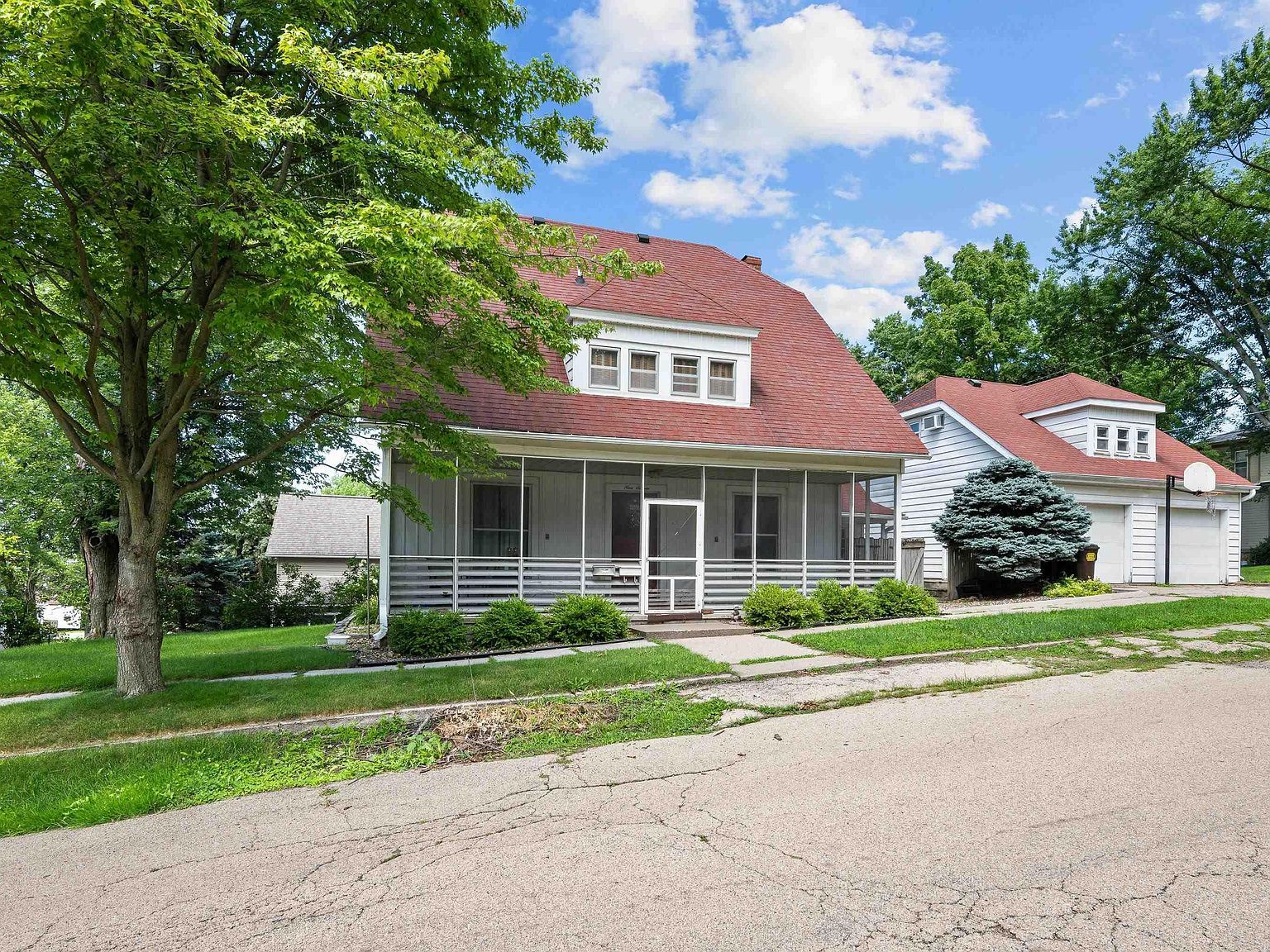 916 7th St Fulton, IL 61252 - Thumbnail 2