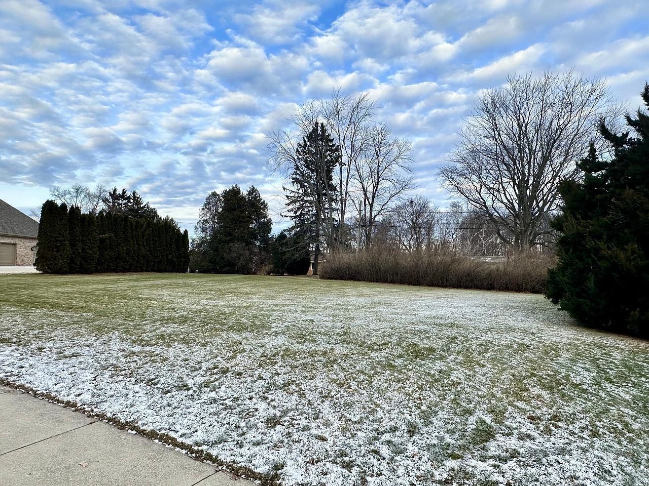 312 Regatta Dr Port Washington, WI 53074 - Thumbnail 2