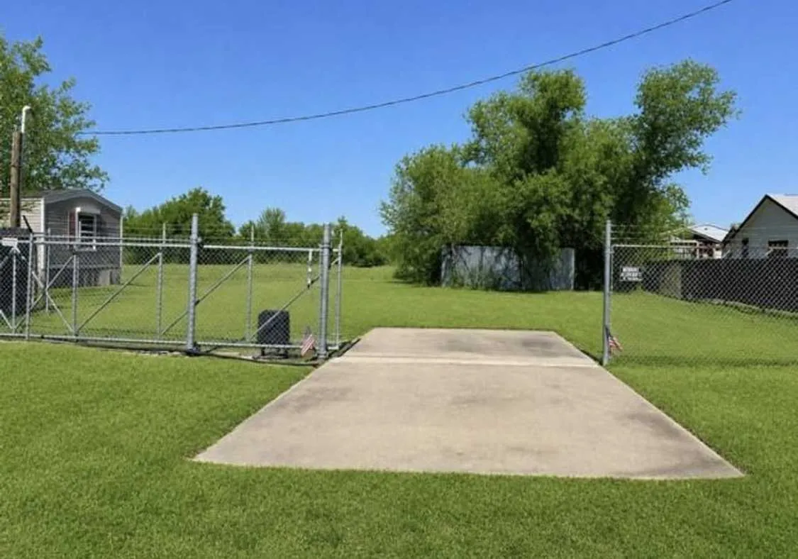 801 Genoa Red Bluff Road, Pasadena, TX, USA, 77504 | Single Family