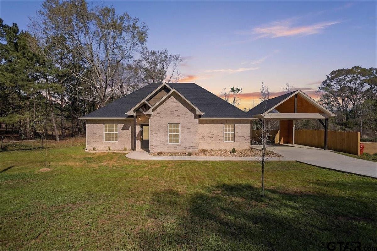 15101 County Road 384 Tyler, TX 75708  | Single Family