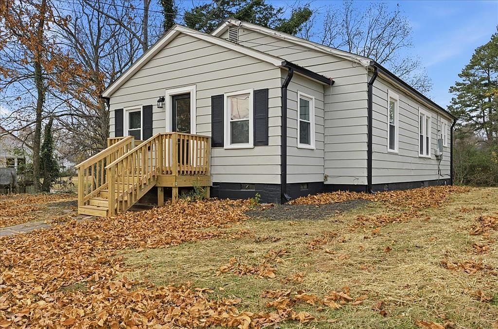 426 Virginia Ave Chase City, VA 23924 - Thumbnail 2