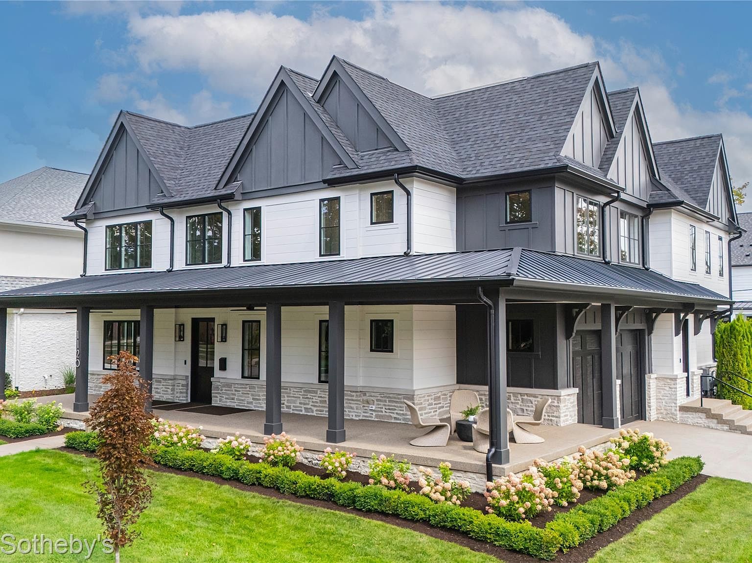 1120 Lyonhurst St Birmingham, MI 48009 - Thumbnail 2