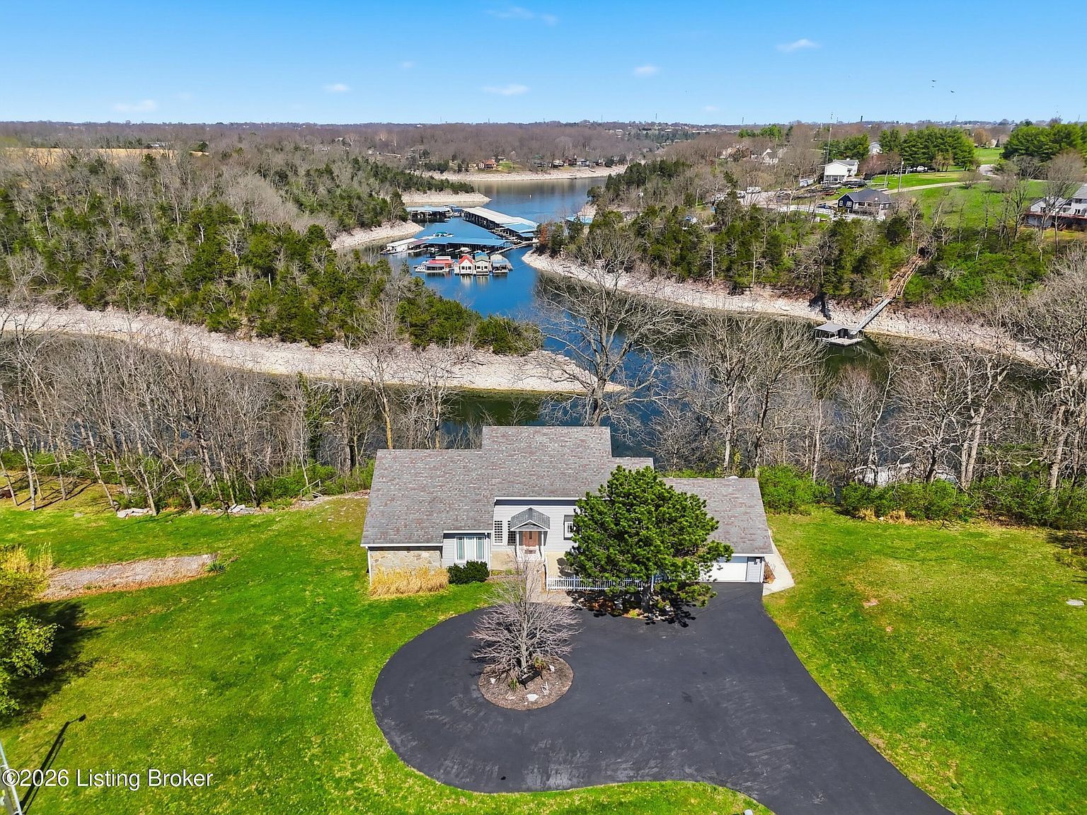 520 S Homestead Ln Lancaster, KY 40444  | Single Family