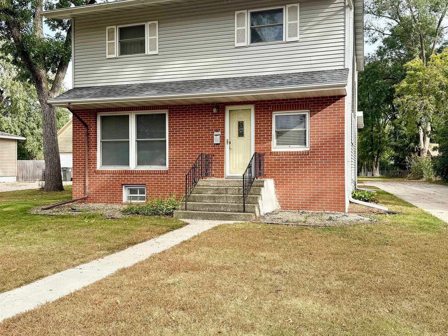 701 W 4th St Spencer, IA 51301 - Thumbnail 2