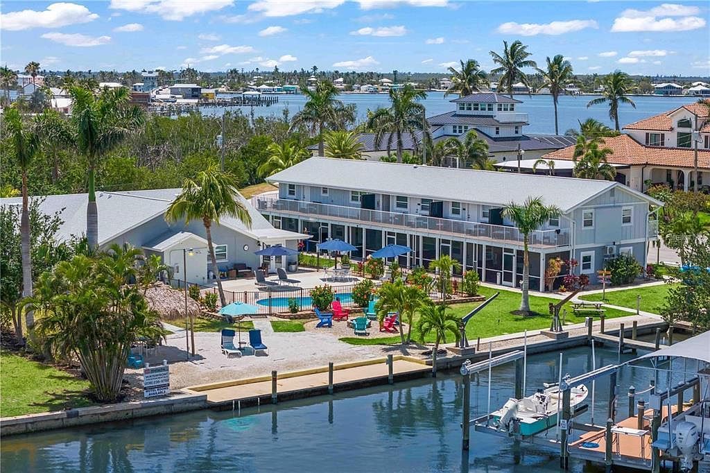 (Undisclosed Address) Cape Coral, FL 33993, 33993