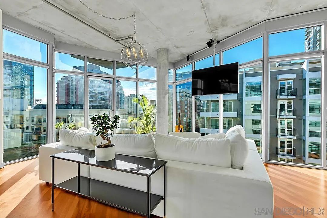 1050 Island Ave UNIT 612 San Diego, CA 92101 - Thumbnail 2