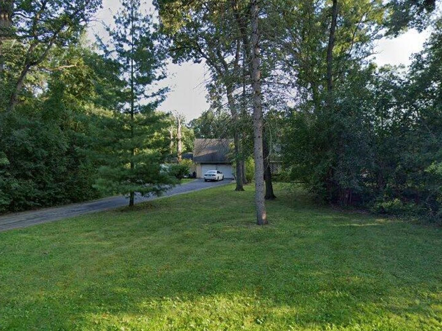 12 Robin Crest Rd Hawthorn Woods, IL 60047 - Thumbnail 2