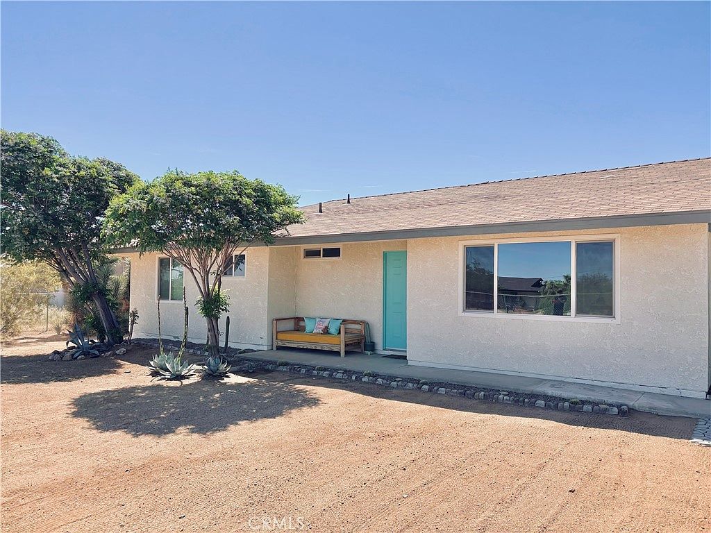 58207 Campanula St Yucca Valley, CA 92284 - Thumbnail 2