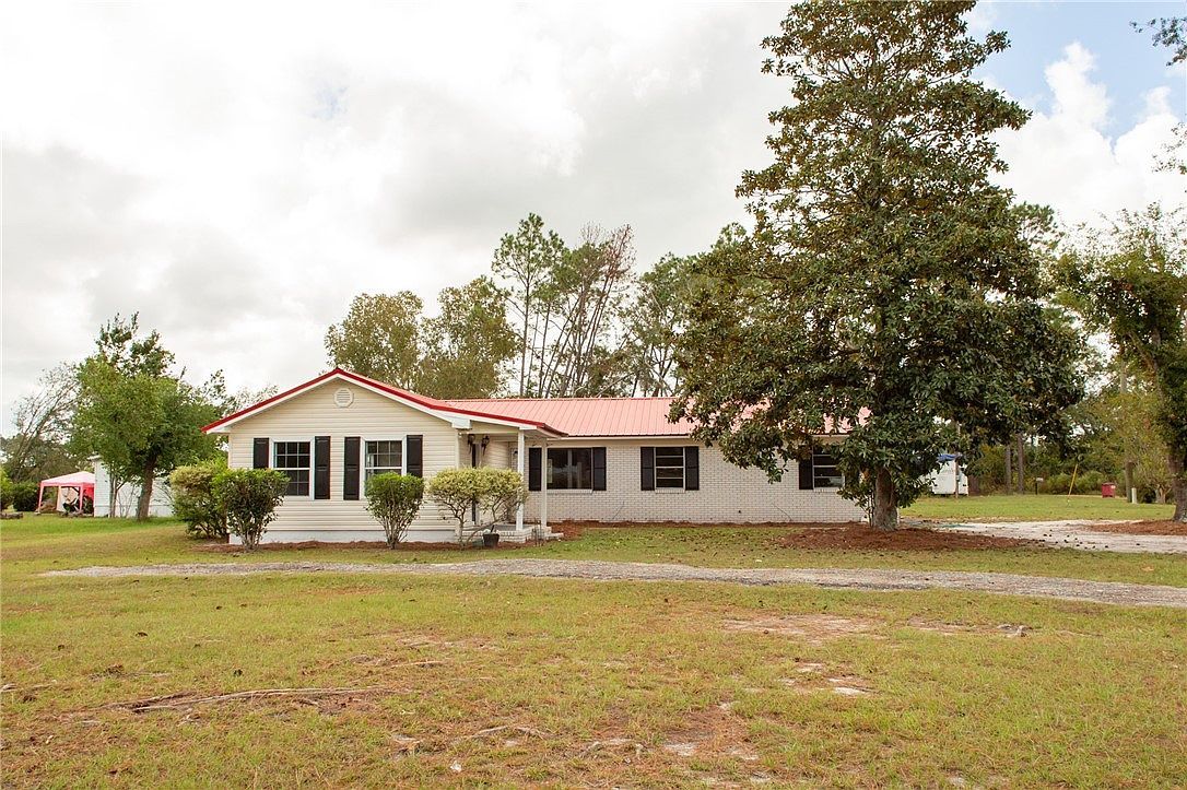 1608 W 4th St Alma, GA 31510 - Thumbnail 2